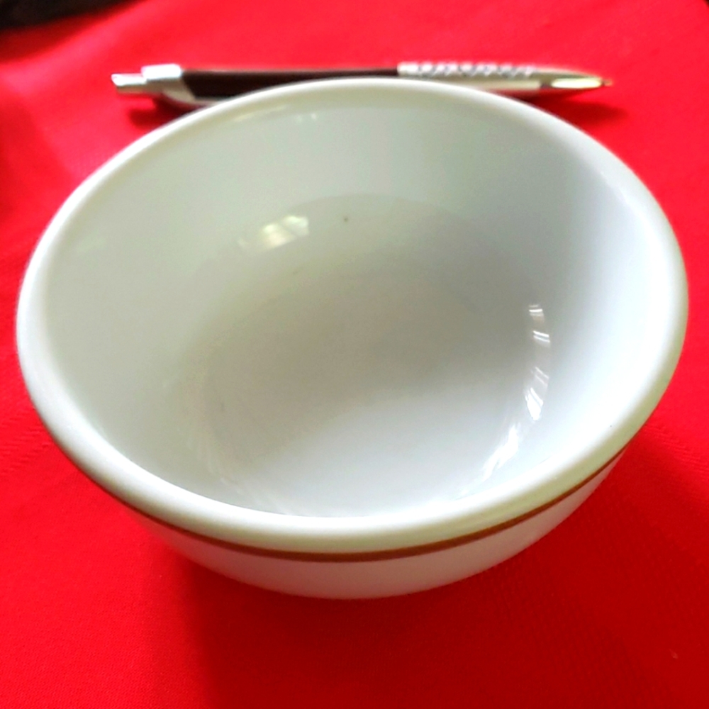 Vintage mini Rego dessert bowl
